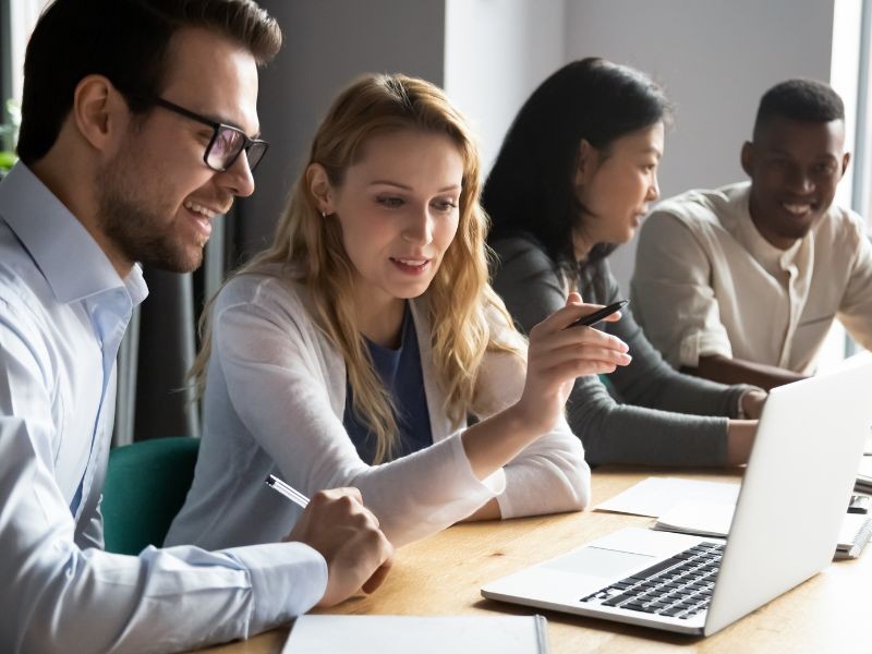Mentoria para Transição de Carreira: O que é e Como Fazer uma Transição de Carreira com Estratégia